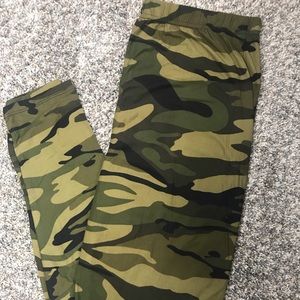 Adult Camo Leggings